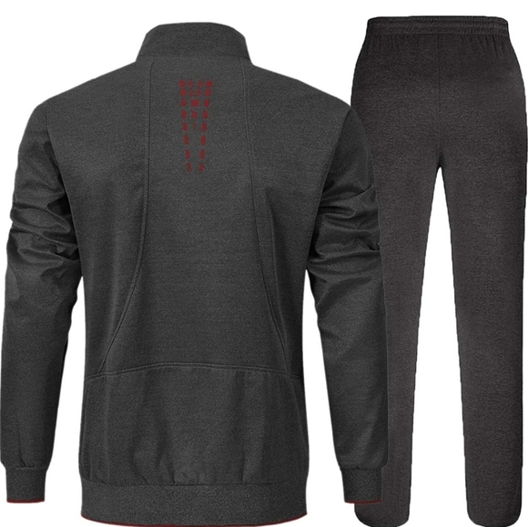 Track suits - Picture 5 of 9